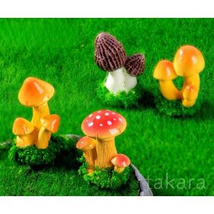 きのこミニチュア 4種 テラリウム フィギュア 情景 置物 ミニフィギュア コケリウム アクアリウム ジオラマ 箱庭 かわいい おしゃれ ワークショップパーツ