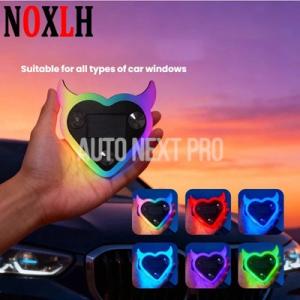 車用ソーラートライアングルウィンドウデビルハート型ライトムードライト充電式インテリア配線不要LEDム...