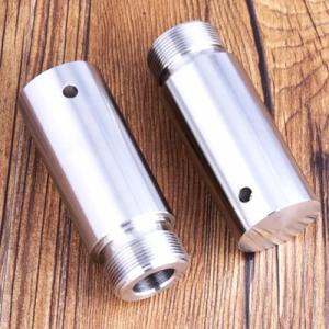 【並行輸入品】1 ペア 39 MMフロントフォークチューブ 3IN 延長 ハーレー ダイナ グライド...