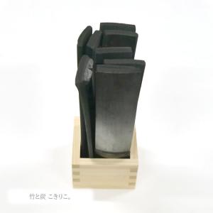 【輝き枡】小/ひのき一合枡+竹炭20cm 〜 ...の詳細画像1