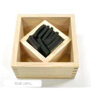 【輝き枡】入れ子重ね／ひのき一合枡＋五合枡＋竹炭5cm　〜 竹炭 国産 インテリア 癒し 空気清浄 消臭 除湿 加湿 セット 〜
