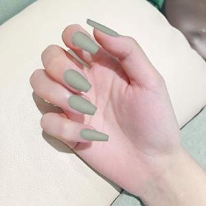 Ins 人気の 24pcs ネイルチップ 可愛い優雅ネイル 長い偽の爪 すりガラス グレー クール シアー 透け感ネイル S マックス商会 通販 Yahoo ショッピング