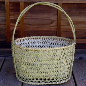 岩手県鳥越地区の竹細工 岩手県二戸 鳥越竹細工 スズ竹(篠竹)市場かご