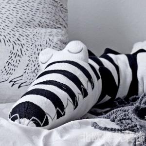 ベビー キッズ ワニデザインのベッドガード シンプル