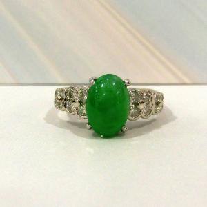 ヒスイ 翡翠 ジェダイト ルース 4.36ct 濃い緑 半透明 Kachin