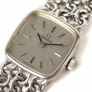 GUCCI（グッチ） Timepieces レディース腕時計 8900L クォーツ スイス