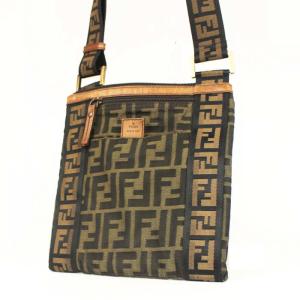 FENDI フェンディ ズッカ・ショルダーバッグ 7VA152 カーキ×ブラウン FENDI フェンディ ズッカ・ショルダーバッグ 7VA152 カーキ×ブラウン