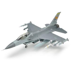 タミヤ（60315）1/32 ロッキードマーチン F-16CJ[ブロック50] ファイティングファルコン