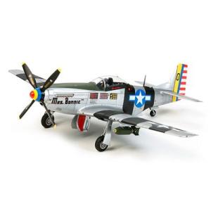 タミヤ1/32 ノースアメリカン P-51D/K マスタング 太平洋戦線