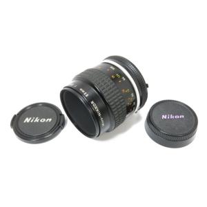 Nikon Ai-s  Micro-NIKKOR 55mmF2.8 等倍 接写 レンズ ニコン [管NI2883]｜tanaridocamera1