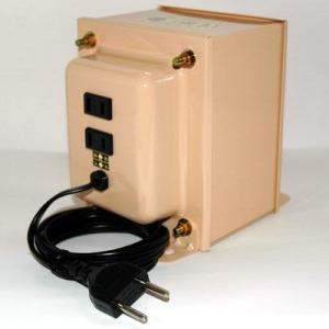 NDF-1500U 海外用 1500W 変圧器 | 入力 110V 130V 出力 100V NDF-1500U 海外用 1500W 変圧器 | 入力 110V 130V 出力 100V