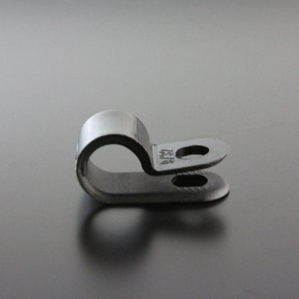 ケーブルクランプ ケーブルクリップ 4C用 100個入 ケーブル固定 ブラック TS-CL4CB T...