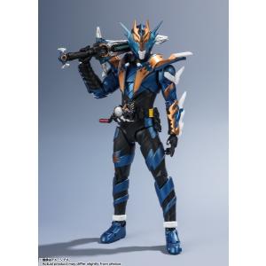 S.H.フィギュアーツ 仮面ライダークローズ 平成ジェネレーションズエディション (発売日より約1週間後の出荷 予約 キャンセル不可)｜taroubou