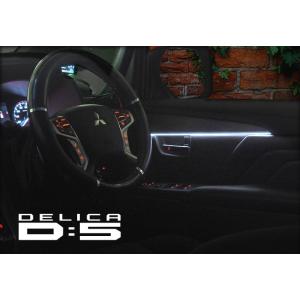 ま*ー様 デリカD5 前期用　カーボンセンターグリル　X-Fang ま*ー様 デリカD5 前期用 カーボンセンターグリル X-Fang X-Fang