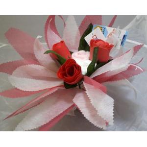 愛媛特産品・今治タオルとフラワーソープのブーケ(小)赤 プラケース包装なし 還暦・米寿などの贈り物に...