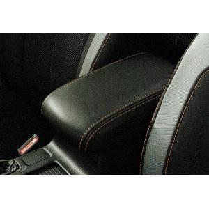 92114FJ050【STI-スバル】XV(GP)Ｅ型用革シート用アームレスト/コンソールリッド(オ...
