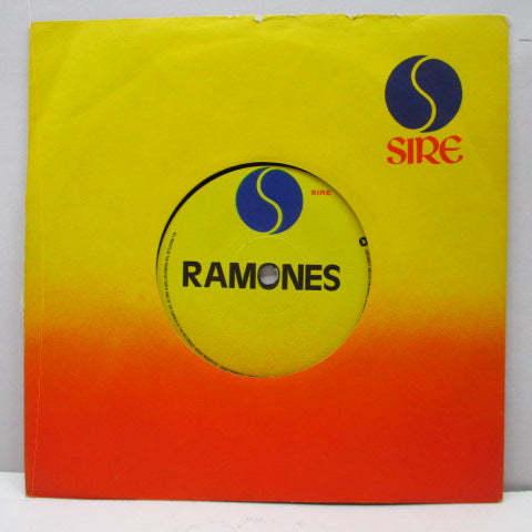 RAMONES-Are Here...And There (UK Promo 7"/NOPS)