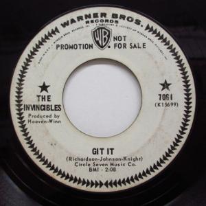 INVINCIBLES-Woman Is Th...の詳細画像1