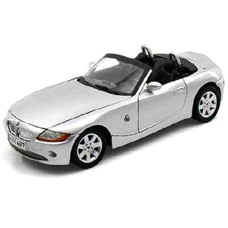 Z4 Convertible Silver 1/18 Diecast Model Car by Mo...