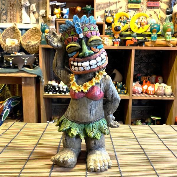 ティキ オブジェ ハワイ 置物 ポージング 神話 神様 ポリネシア 大き目 幸せ 縁起 楽しい