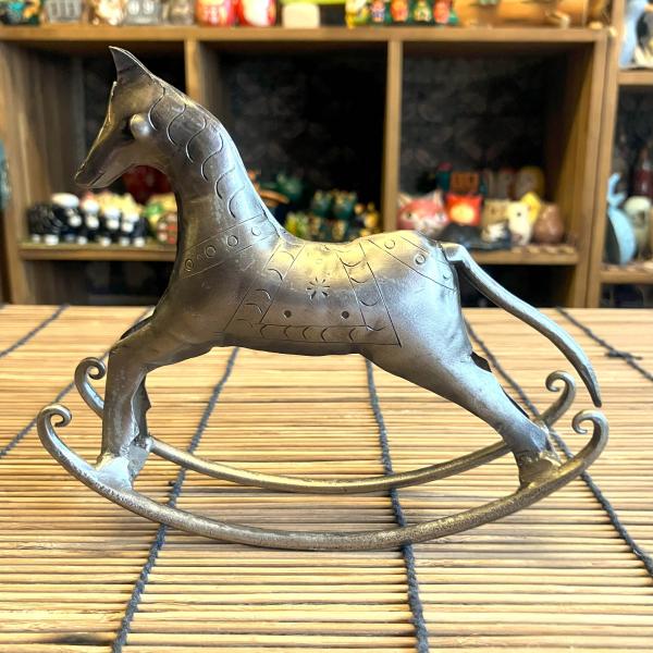 ウマ 置物 馬 オブジェ お洒落 ロッキングアニマル アイアン 可愛い インテリア雑貨 シルバーカラ...
