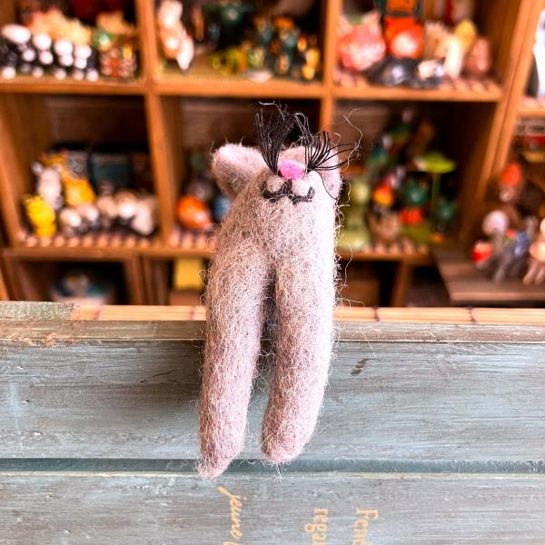 フェルト 可愛い ネズミ アニマル 冬 インテリア ぶらりんアニマル グレー ネパール 手作り