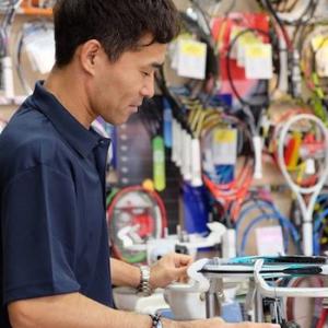 【《デリ張りーバッグ》での通販テニスガット張替...の詳細画像1