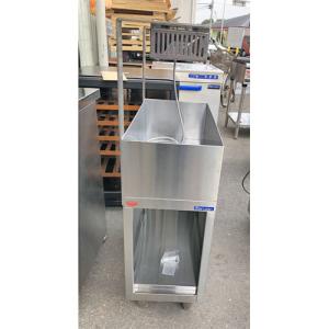 中古】ヒートランプ付き台 マルゼン MLWS-C1 幅300×奥行600×高さ 中古】ヒートランプ付き台 マルゼン MLWS-C1 幅300×奥行600×高さ