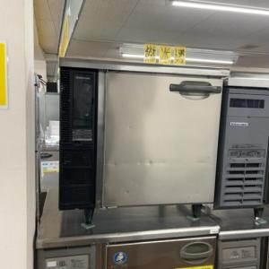 東芝 IKH3-FBKA21E-4P-0.75KW 200V 三相モーター 屋内 全閉外扇形 脚
