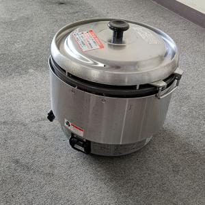 ガス炊飯器 3.3升 リンナイ(Rinnai) RR-30S2 都市ガス 業務用 中古/送料別途見積｜tenpos