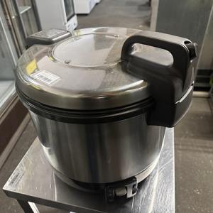 中古】ガス炊飯器 2.2升 パロマ PR-4200S-2 幅438×奥行371×高さ 中古】ガス炊飯器 2.2升 パロマ PR-4200S-2 幅438×奥行371×高さ