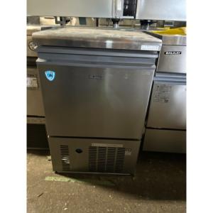 中古製氷機35kgタイプキューブアイスの通販ならテンポスドットコム