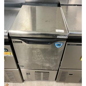 中古製氷機25kgタイプキューブアイスの通販ならテンポスドットコム 中古製氷機25kgタイプキューブアイスの通販ならテンポスドットコム