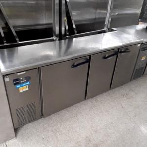 中古】冷蔵コールドテーブル 大和冷機 6041CD-A 幅1800×奥行450×高さ