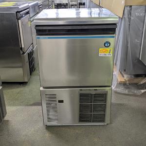 4764-15) 2017年式 ホシザキ キューブアイスメーカー 製氷機 IM-35M-1