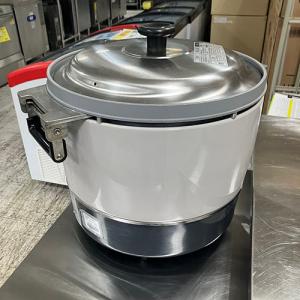 中古】ガス炊飯器 リンナイ(Rinnai) RR-300C 幅492×奥行423×高さ426