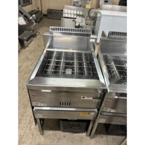 MGF-12TJ 【マルゼン】 ガスフライヤー 12L 卓上タイプ 幅400×奥行500