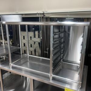 ≪zyt2876ジ≫ コーナー用ステンレス作業台 バックガード付き 幅60cm 奥行60cm 高さ82cm BG高15cm 調理台/架台/中古厨房機器/リユースストレージ仙台 080307-56 楽天市場】キッチン 作業台 ステンレス（奥行（cm）60 ～ 69.9