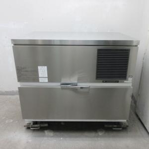 中古】製氷機 大和冷機 DRI-210LM1 幅1084×奥行711×高さ1011 中古】製氷機 大和冷機 DRI-210LM1 幅1084×奥行711×高さ1011