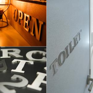 表札 切り文字 ステンレス アルファベット 数...の詳細画像1