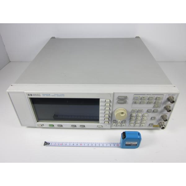 【中古】アナログRF信号発生器　ジェネレータ　E4421B　HP ヒューレット・パッカード　3GHz...