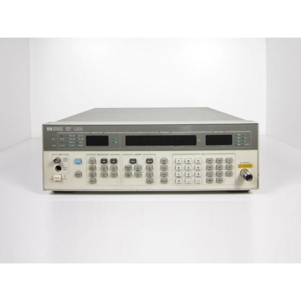 【中古】シグナルゼネレータ　8657B　キーサイト Keysight アジレント Agilent　2...