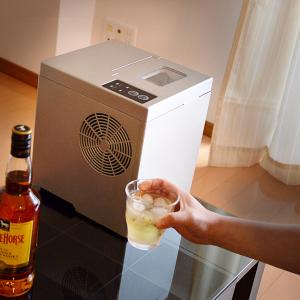 アイスメーカー 製氷機 給排水工事不要 小型製氷器 BCM-1201 : 鈴盛