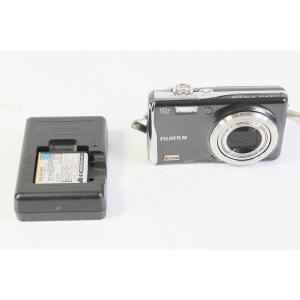 FUJIFILM デジタルカメラ FinePix (ファインピックス) F70 EXR ブラック F FX-F70EXR GM　【中古品】｜thanks-electronic