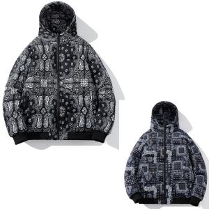 バンダナ柄 ダウン フード ジャケット ペイズリー柄 中綿ブルゾン Paisley bandana pattern Down jacket Size L〜3XL｜thelargestselection