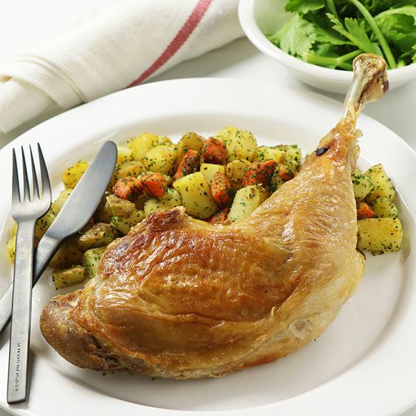 【次回2026/10月頃入荷予定】ターキーレッグ 1本600g アメリカ産 未加熱・生　ターキー骨付...