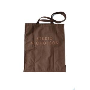 STUDIO NICHOLSON スタジオニコルソン ユニセックス THE LARGE TOTE BROWN｜thepark