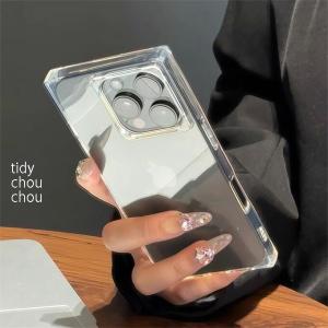 BOTTEGA VENETA（ボッテガ・ヴェネタ） iPhone14Pro 専用ケース 733842