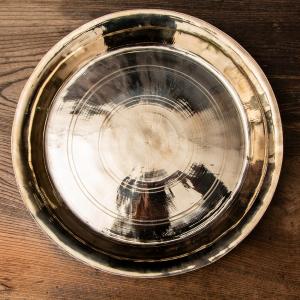 送料無料 ダルバート ターリープレート 丸皿 カレー (最高級品)ネパールの真鍮ターリー（大皿）｜tirakita-shop