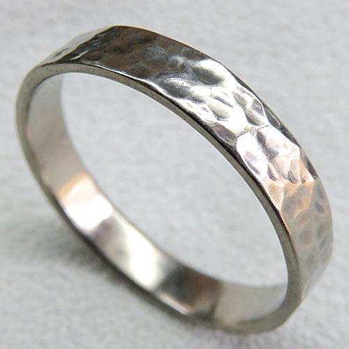 純チタンの指輪（1本：受注生産）金槌槌目